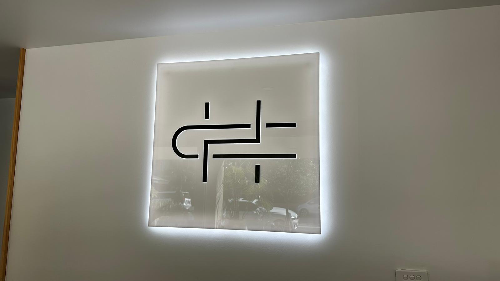 Wall-mounted backlit lightbox